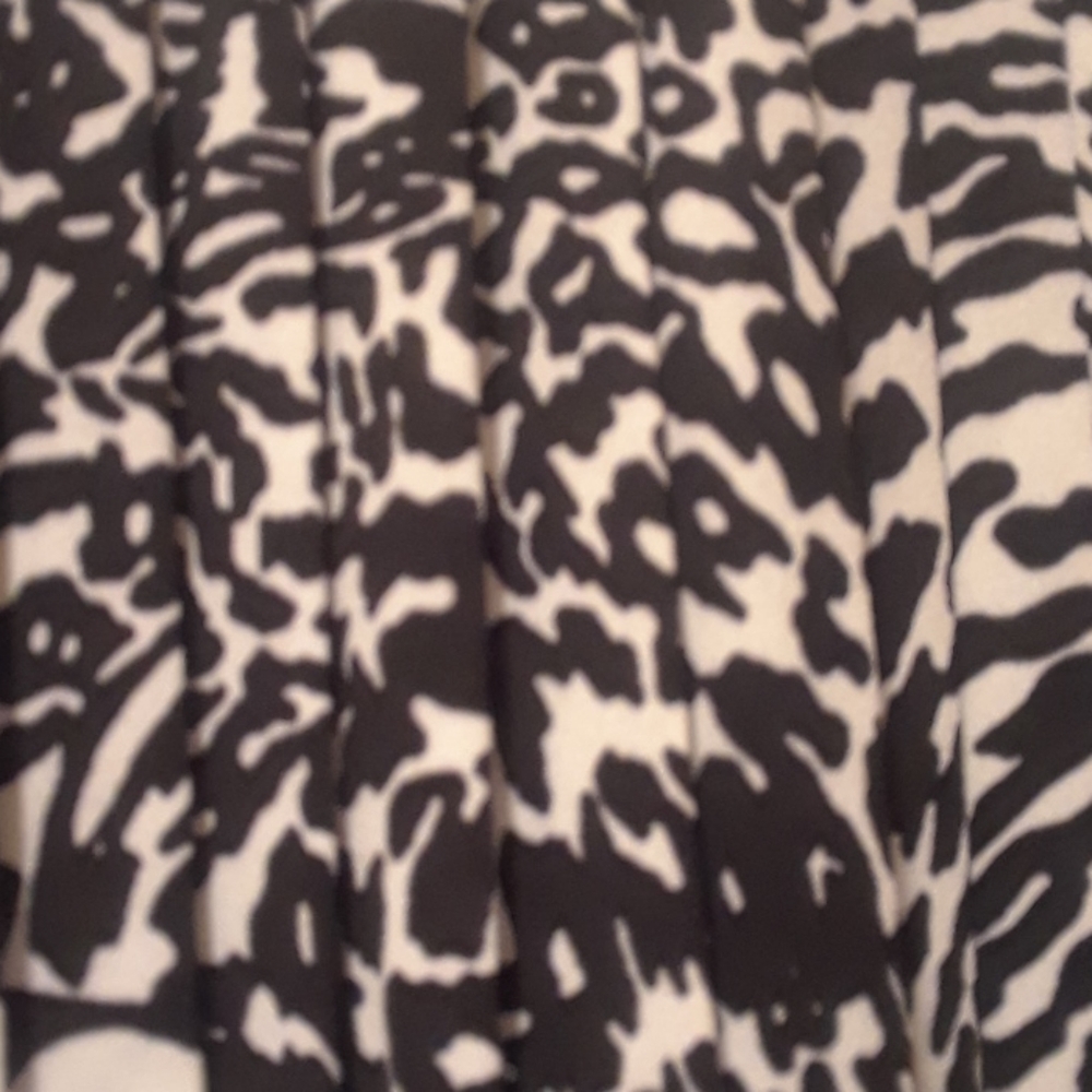 PLEATED MAXI SHIRT - Picture 3 of 11